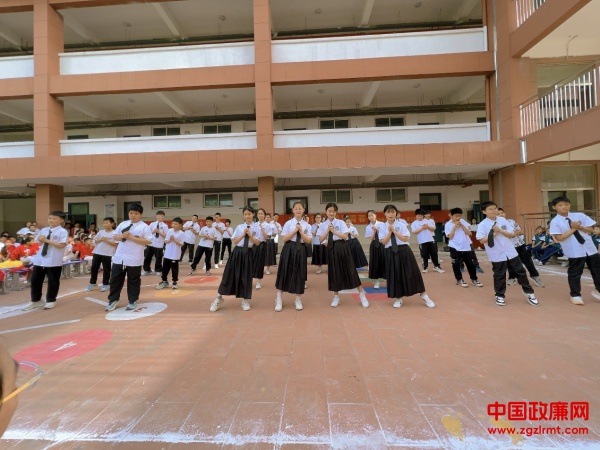 图片14.jpg